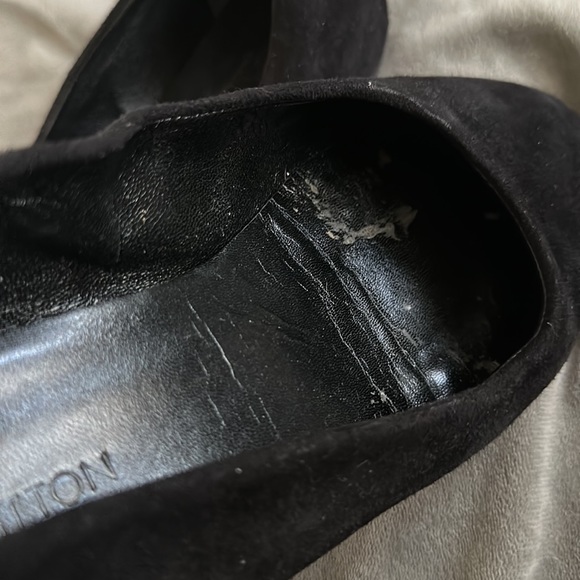 Louis Vuitton Flats - Picture 5 of 7